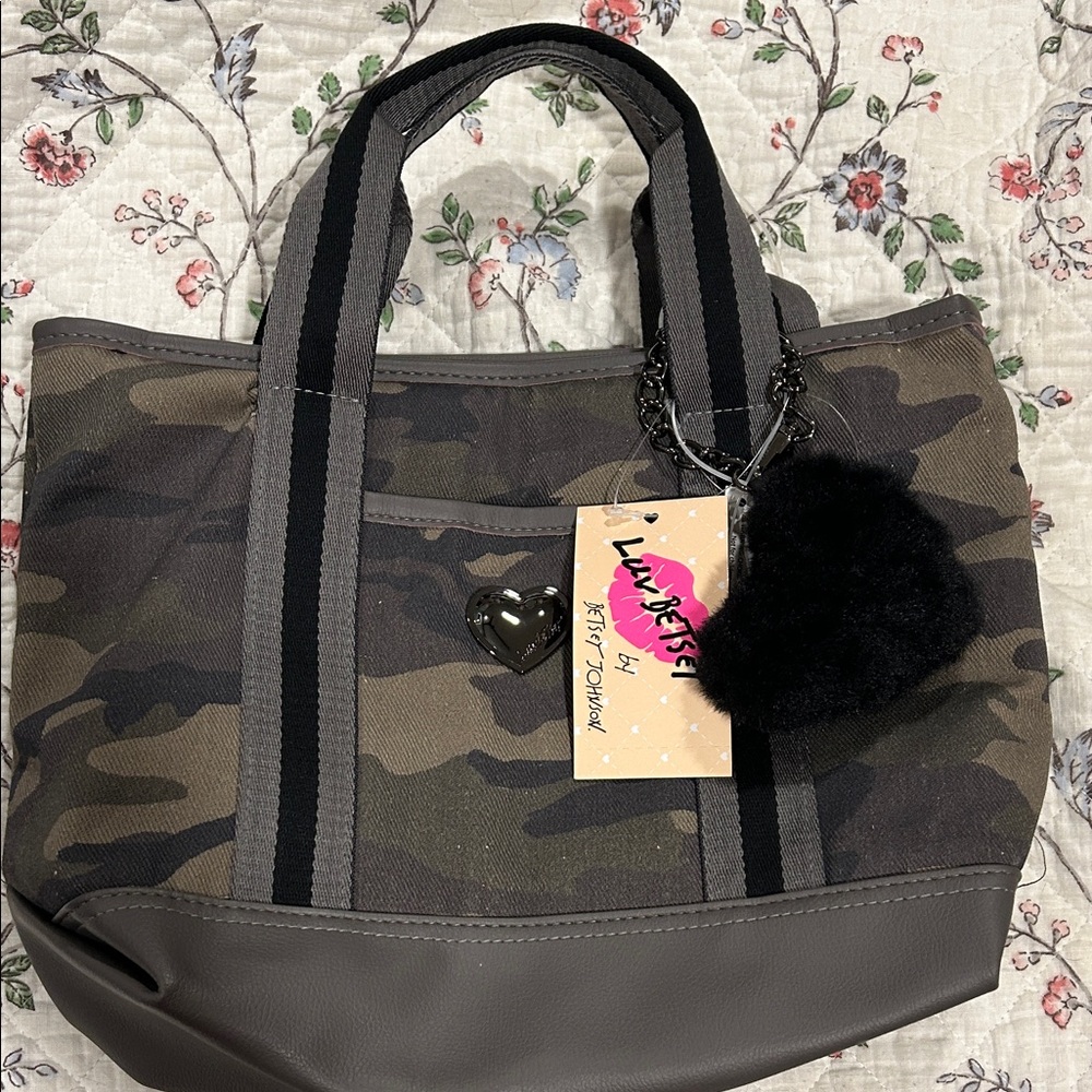 Luv Betsy by Betsy Johnson LBadie camo satchel/crossbody